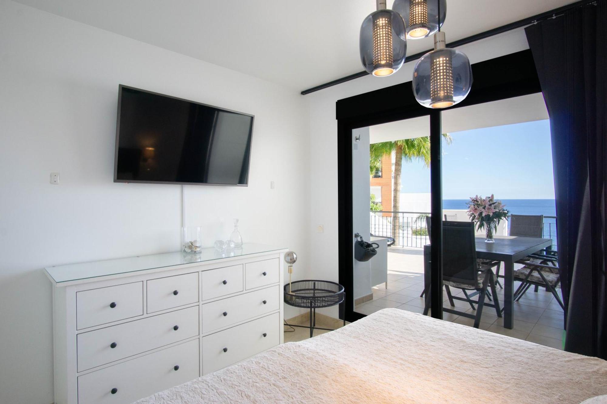Beautiful Apartment With Stunning Sea Views And A Large Terrace! Torrox Exteriör bild